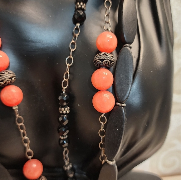 VINTAGE 80s Chunky Layered Necklace WOODEN METAL GLASS Orange Black Multi-Strand - Picture 8 of 10